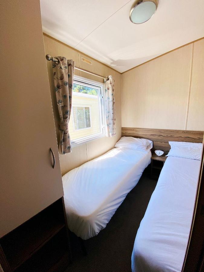Dizzard 23 Hotell Bridgerule Exteriör bild